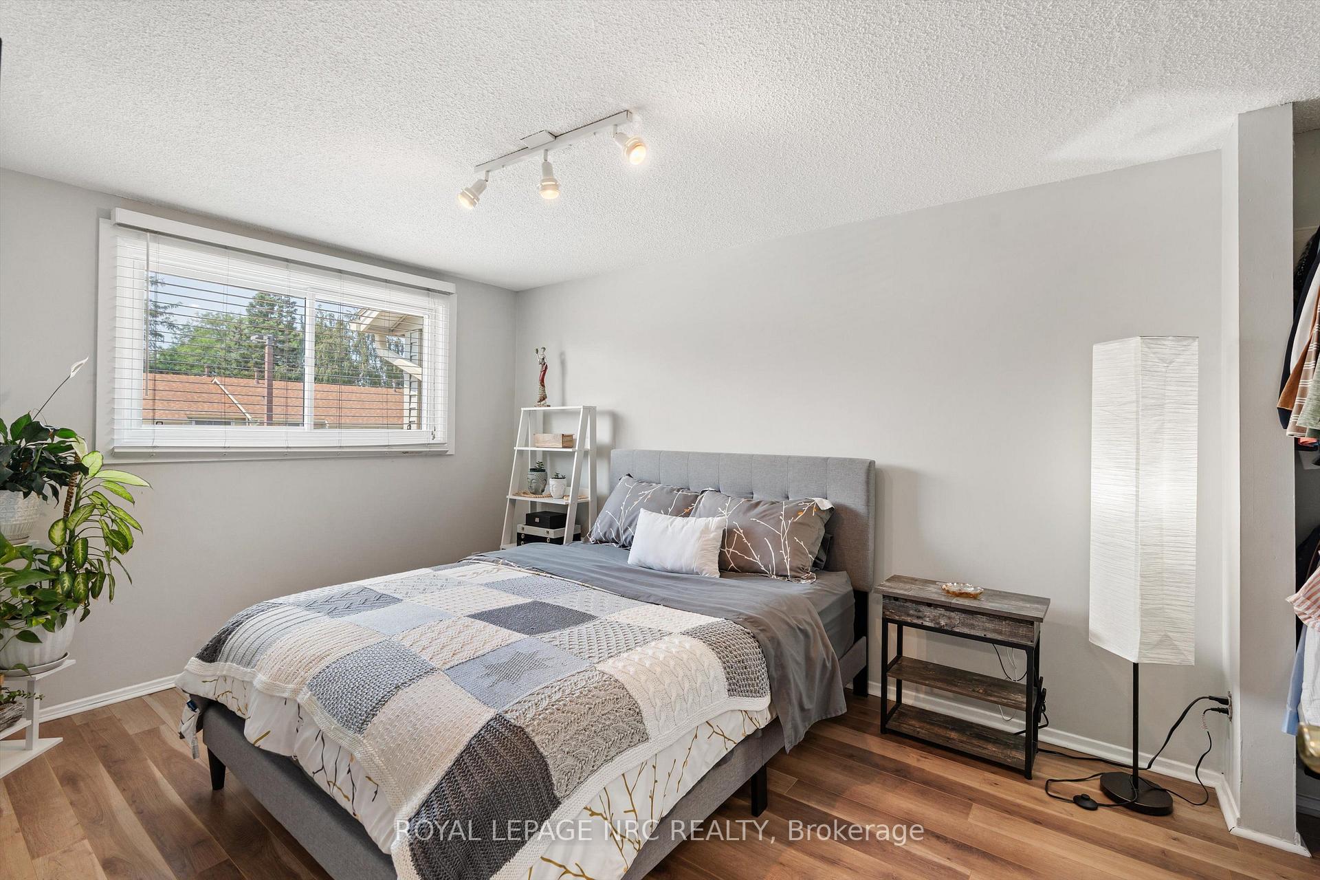 Photo 26 of Unit 6, 6767 Thorold Stone Road, Niagara Falls, Stamford — HOMEH
