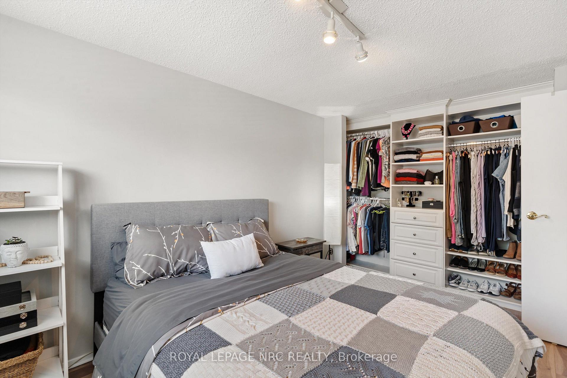 Photo 27 of Unit 6, 6767 Thorold Stone Road, Niagara Falls, Stamford — HOMEH