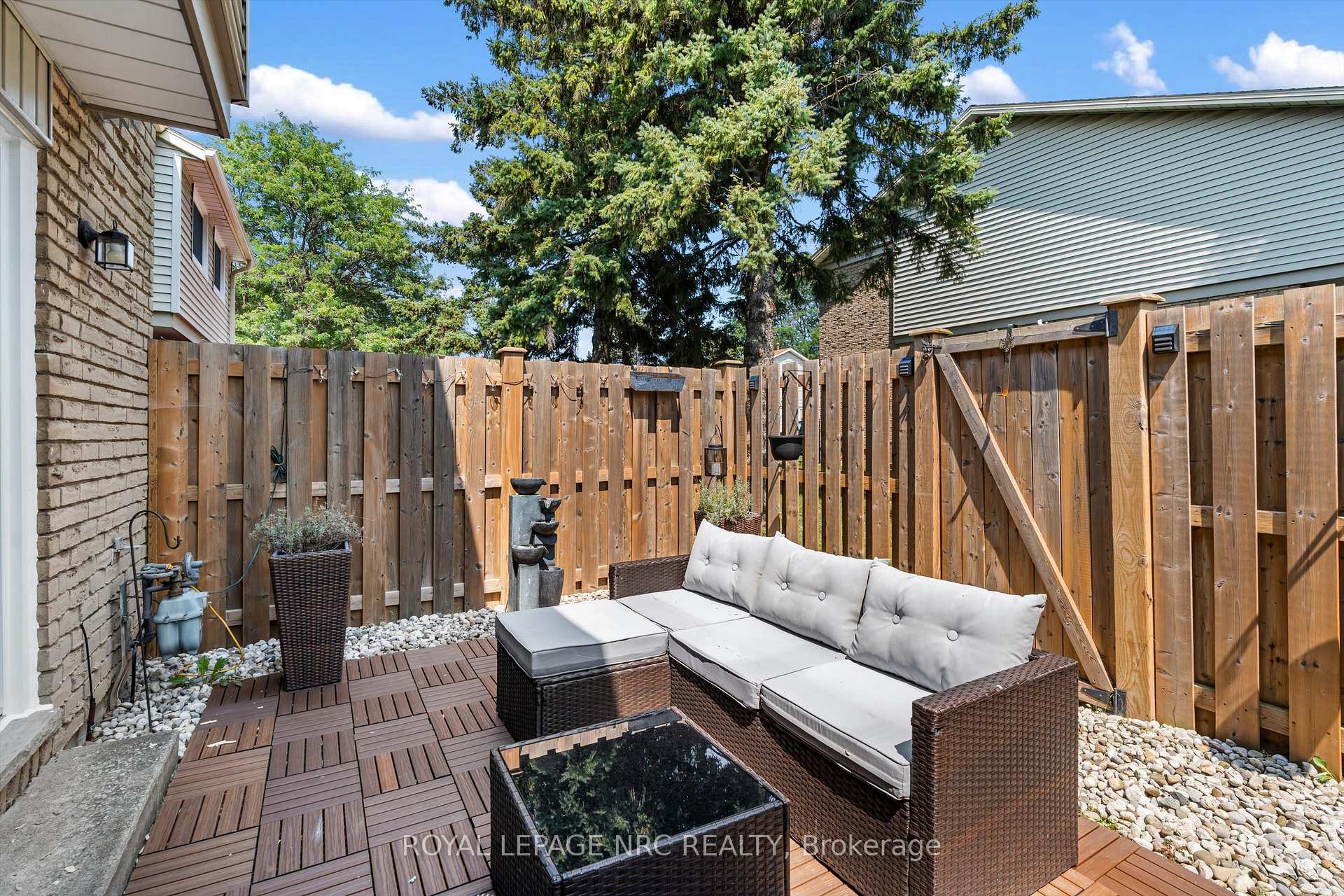 Photo 40 of Unit 6, 6767 Thorold Stone Road, Niagara Falls, Stamford — HOMEH