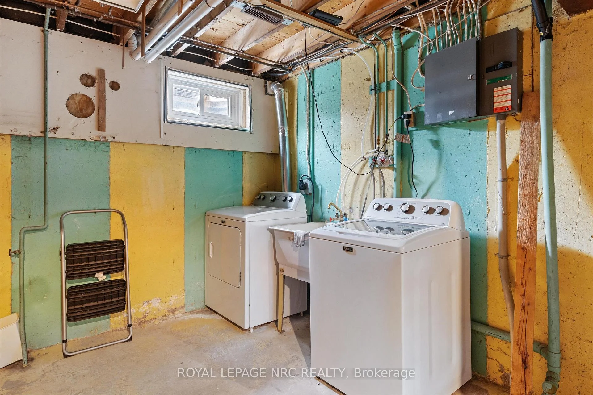 Photo 34 of Unit 6, 6767 Thorold Stone Road, Niagara Falls, Stamford — HOMEH
