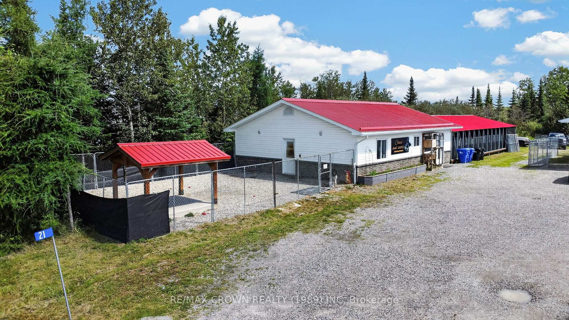 Photo 4 of 21 Cloutier Road S, Hearst — HOMEH