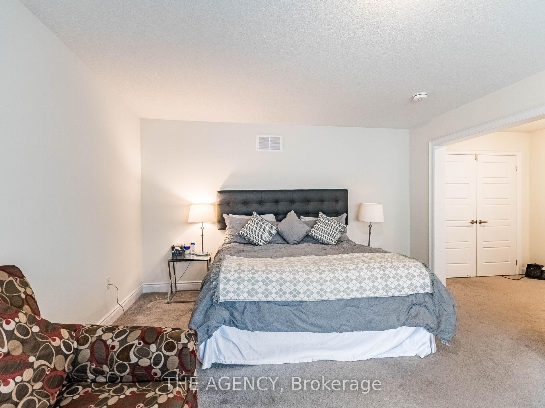 Photo 20 of 8779 Chickory Trail, Niagara Falls, Brown — HOMEH