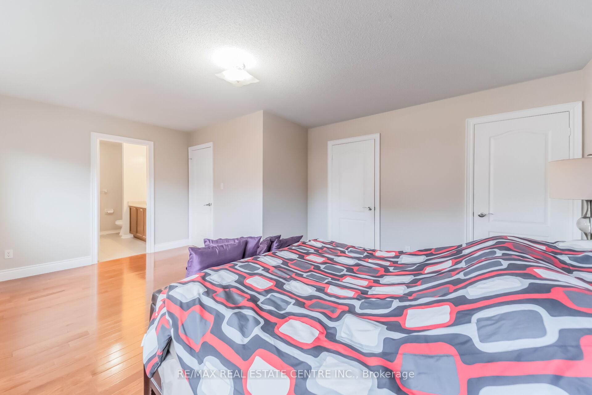 Photo 30 of 69 Crown Victoria Drive, Brampton, Fletcher's Meadow — HOMEH