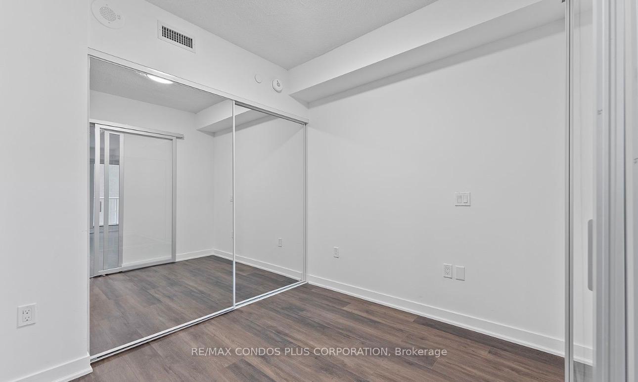 Photo 17 of Unit 1129, 230 Simcoe Street, Toronto, Kensington-Chinatown — HOMEH