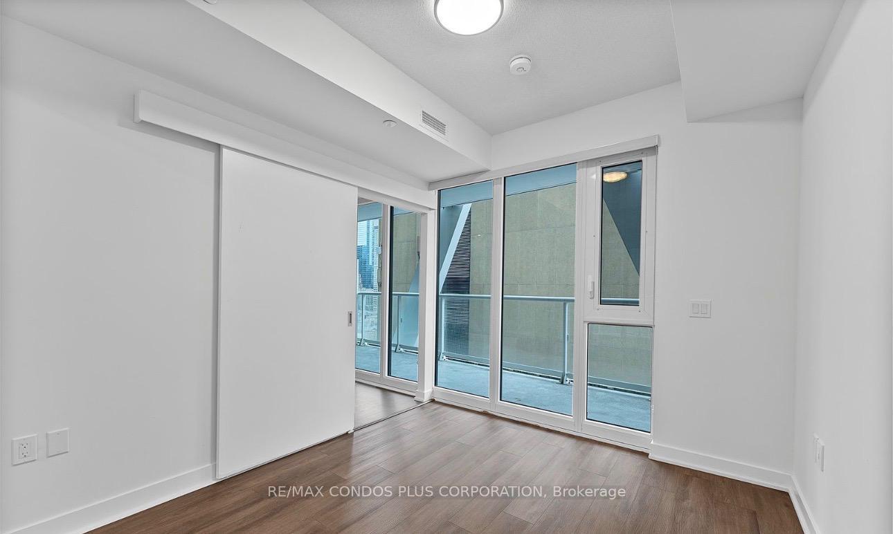 Photo 19 of Unit 1129, 230 Simcoe Street, Toronto, Kensington-Chinatown — HOMEH