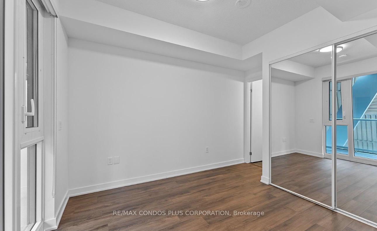Photo 23 of Unit 1129, 230 Simcoe Street, Toronto, Kensington-Chinatown — HOMEH