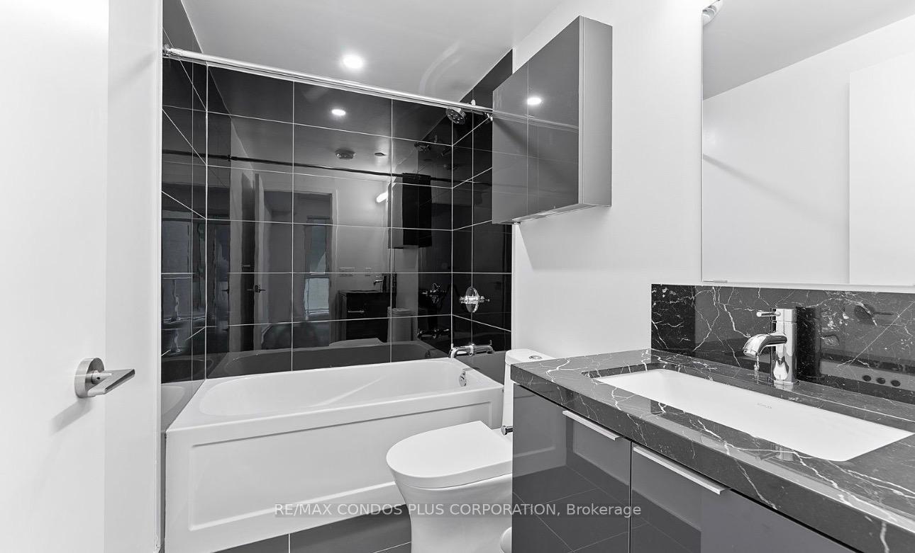 Photo 29 of Unit 1129, 230 Simcoe Street, Toronto, Kensington-Chinatown — HOMEH