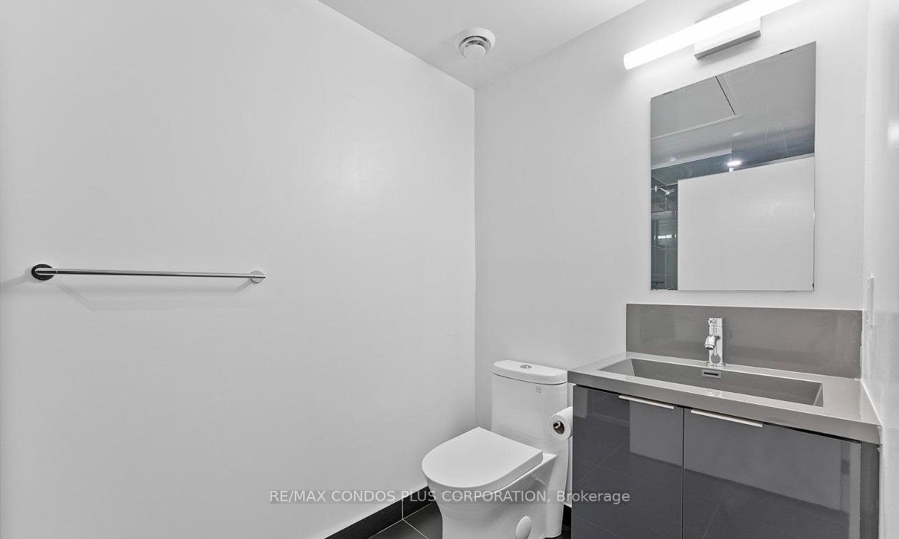 Photo 31 of Unit 1129, 230 Simcoe Street, Toronto, Kensington-Chinatown — HOMEH
