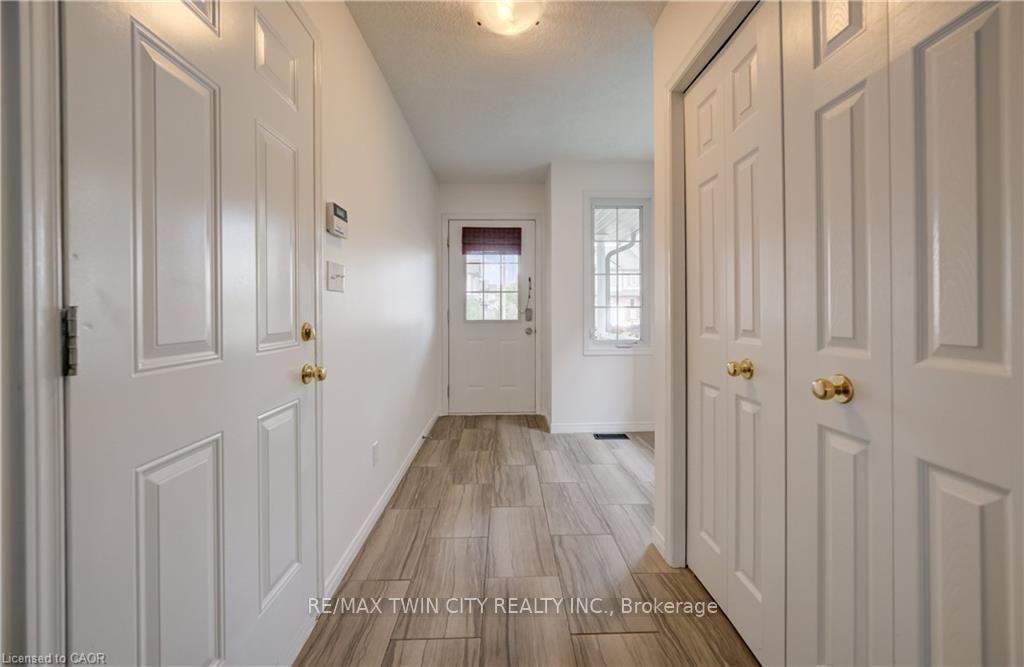 Photo 4 of 67 Chantilly Street, Kitchener, Huron Park — HOMEH