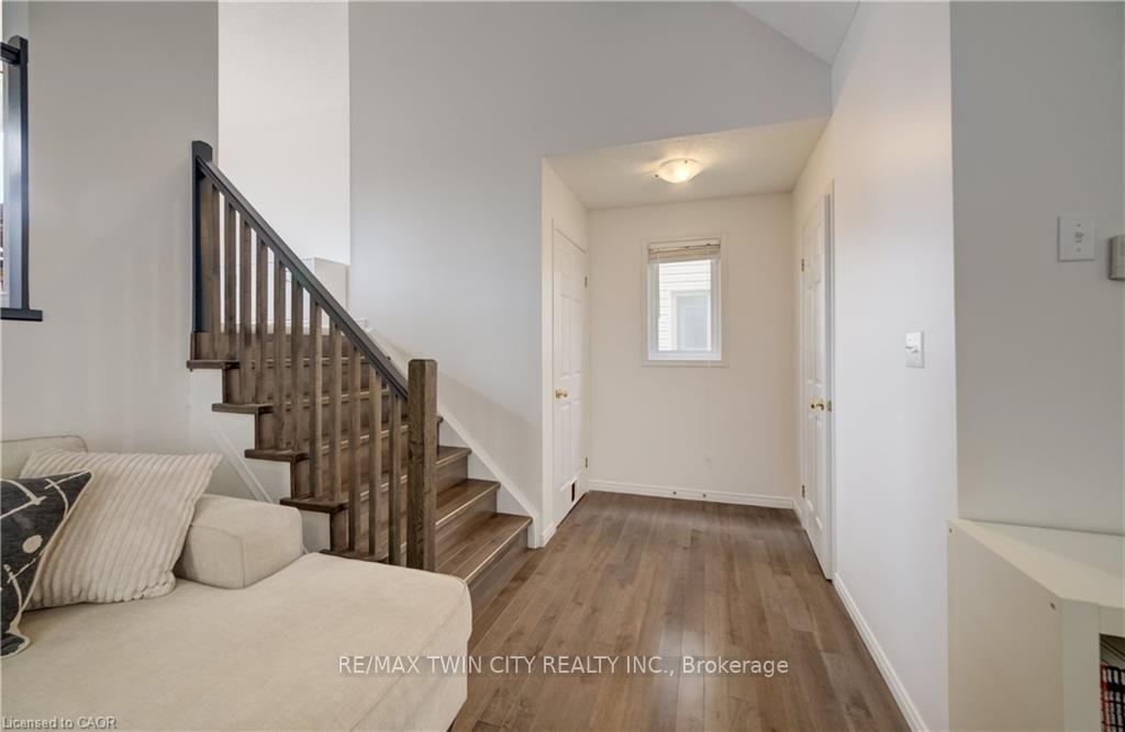 Photo 8 of 67 Chantilly Street, Kitchener, Huron Park — HOMEH
