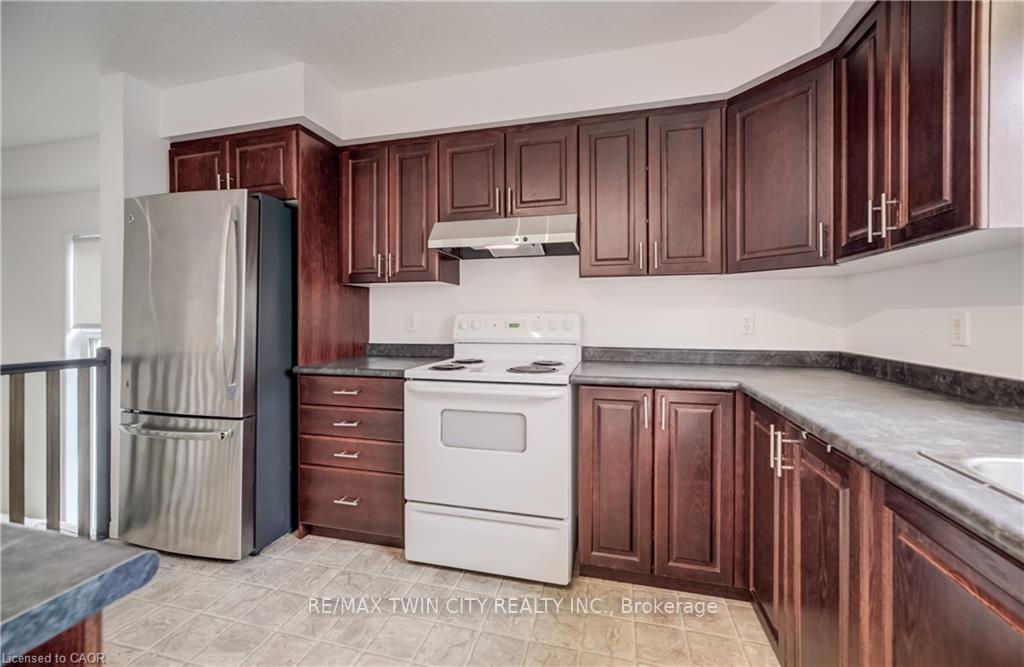 Photo 14 of 67 Chantilly Street, Kitchener, Huron Park — HOMEH