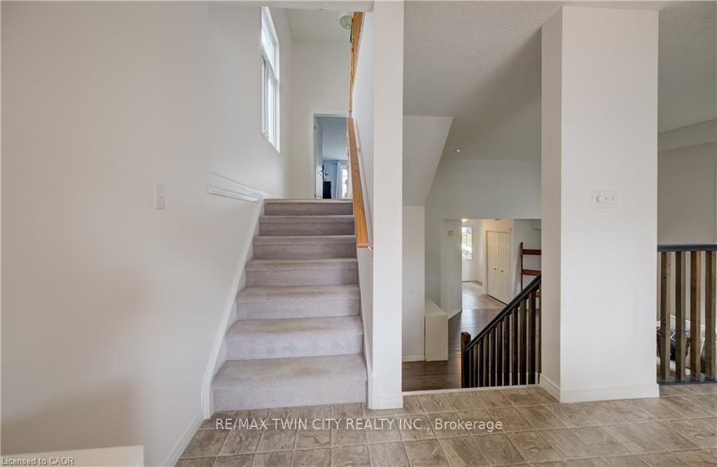 Photo 19 of 67 Chantilly Street, Kitchener, Huron Park — HOMEH