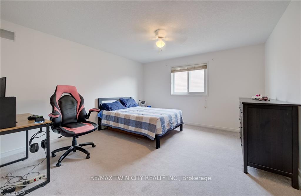 Photo 36 of 67 Chantilly Street, Kitchener, Huron Park — HOMEH