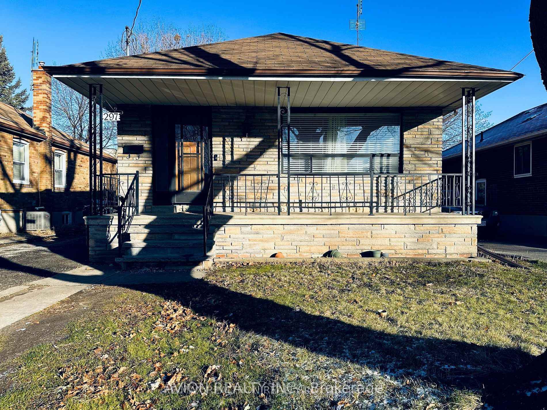 Photo 2 of Unit Bsmt, 297 Thirtieth Street, Etobicoke, Alderwood — HOMEH