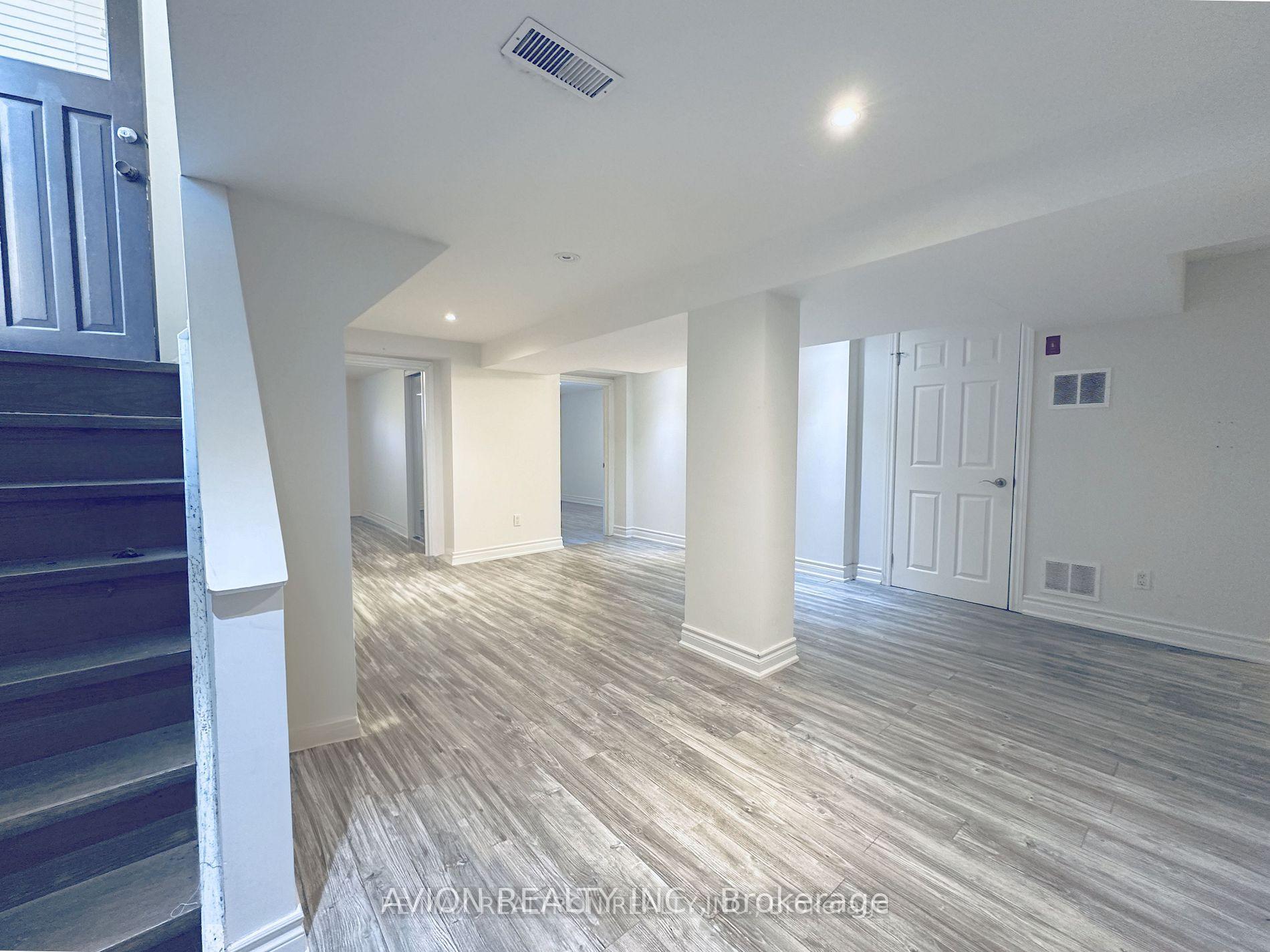 Photo 3 of Unit Bsmt, 297 Thirtieth Street, Etobicoke, Alderwood — HOMEH