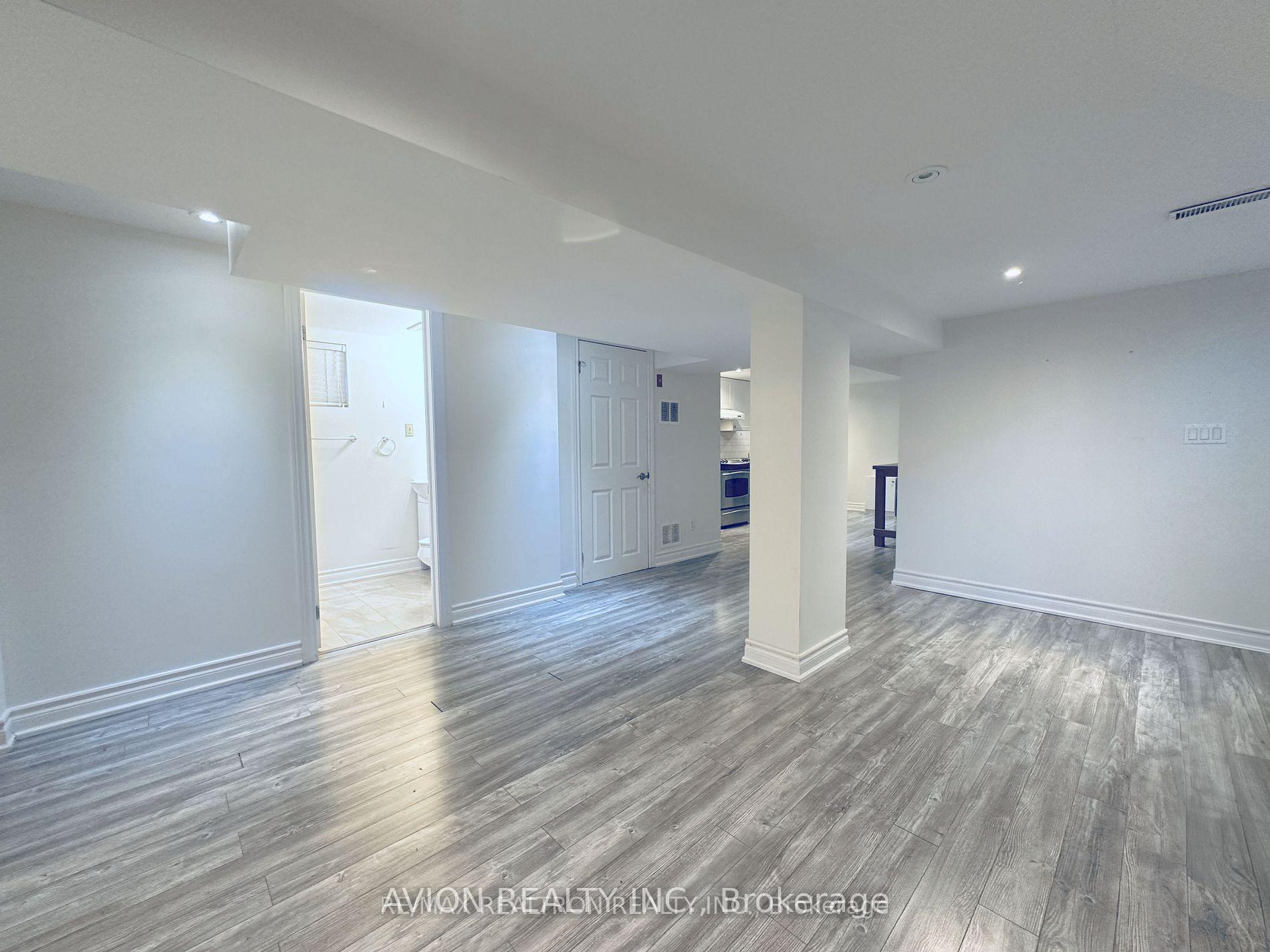 Photo 5 of Unit Bsmt, 297 Thirtieth Street, Etobicoke, Alderwood — HOMEH