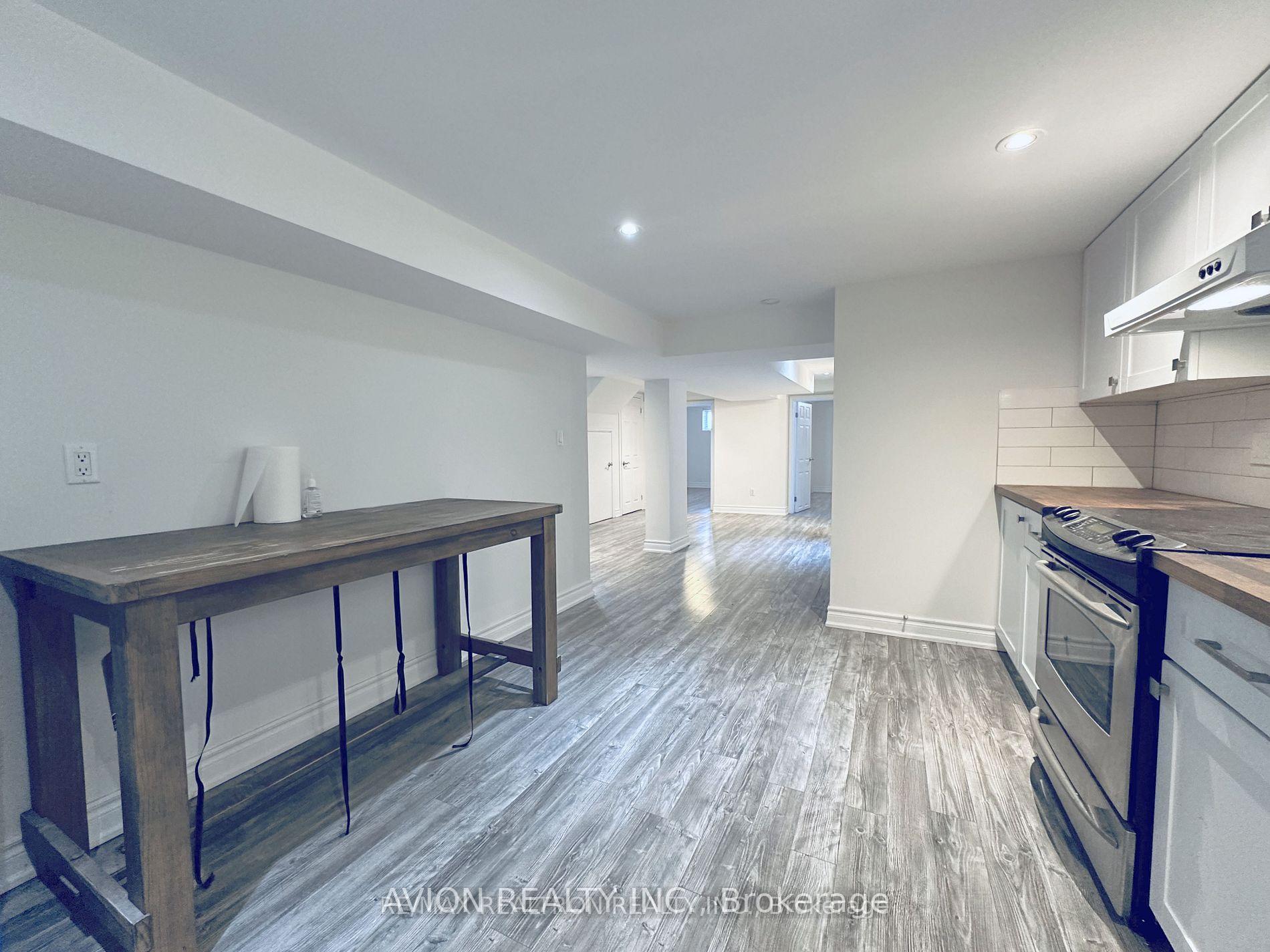 Photo 6 of Unit Bsmt, 297 Thirtieth Street, Etobicoke, Alderwood — HOMEH
