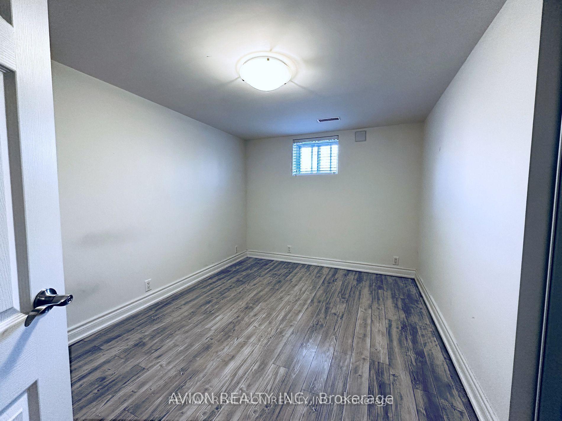 Photo 13 of Unit Bsmt, 297 Thirtieth Street, Etobicoke, Alderwood — HOMEH