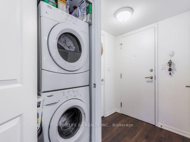 Photo 5 of Unit 1101, 400 Adelaide Street E, Toronto, Moss Park — HOMEH