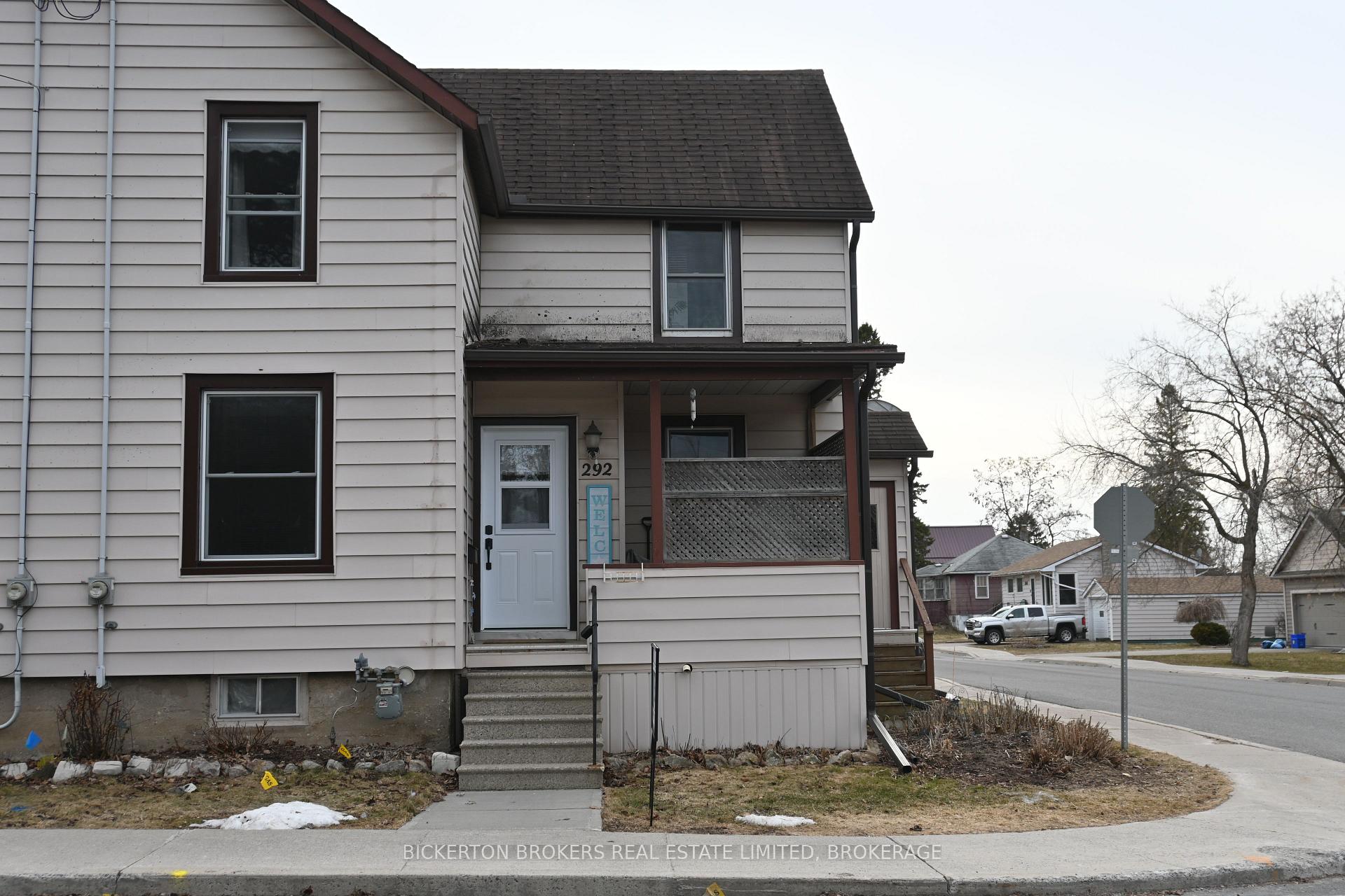 Photo 2 of 292 William Street N, Gananoque, Gananoque — HOMEH