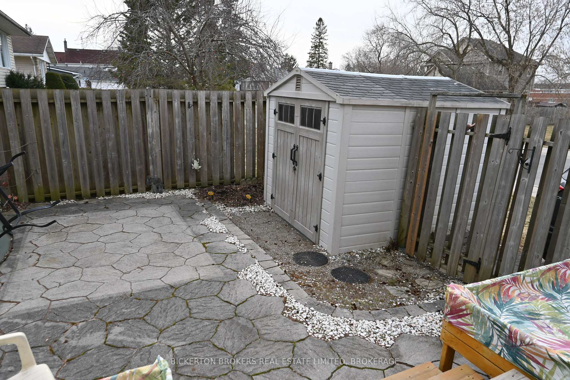 Photo 5 of 292 William Street N, Gananoque, Gananoque — HOMEH
