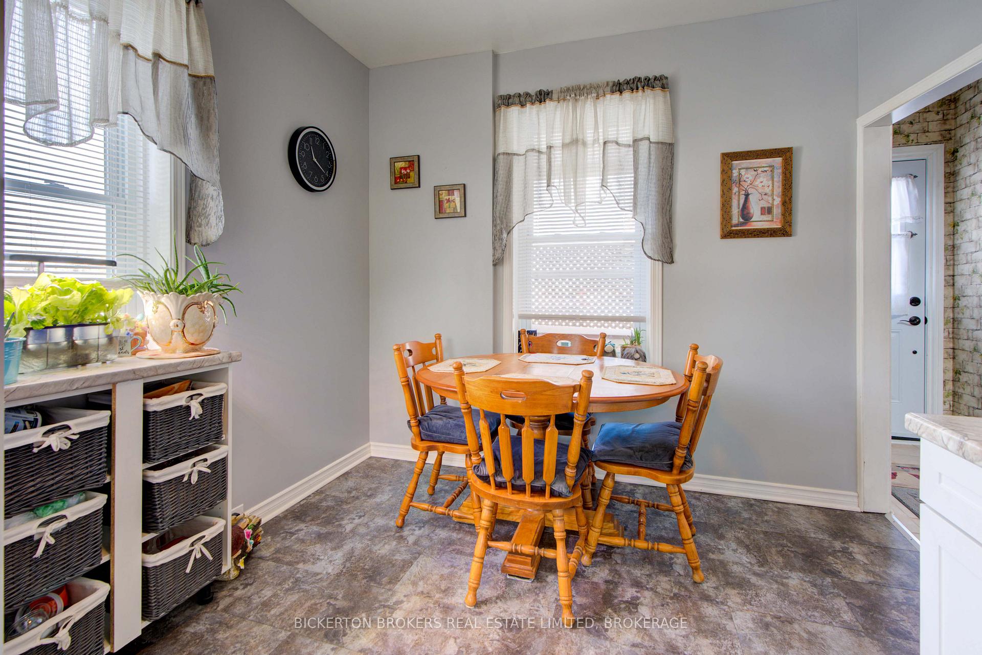 Photo 10 of 292 William Street N, Gananoque, Gananoque — HOMEH