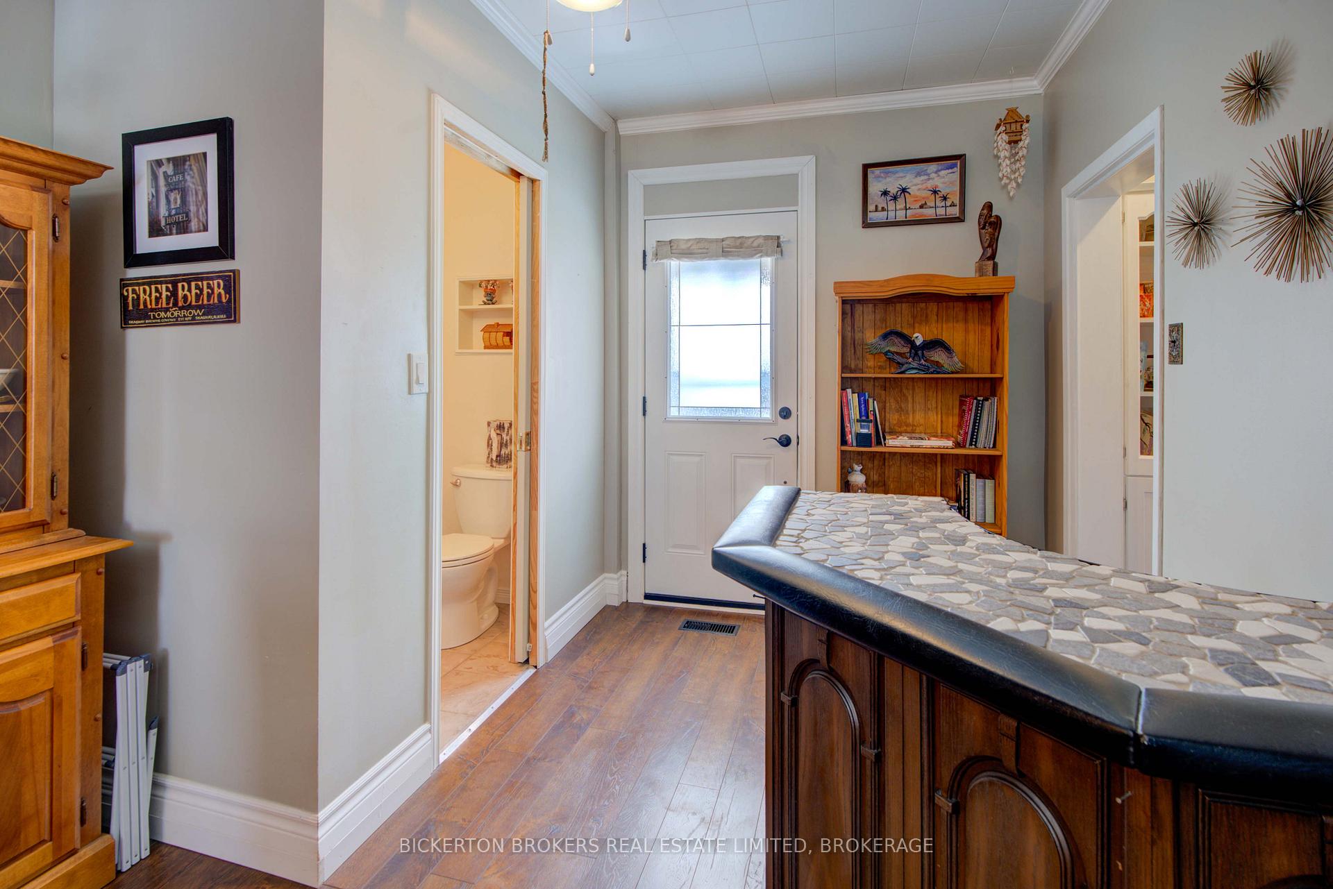 Photo 16 of 292 William Street N, Gananoque, Gananoque — HOMEH