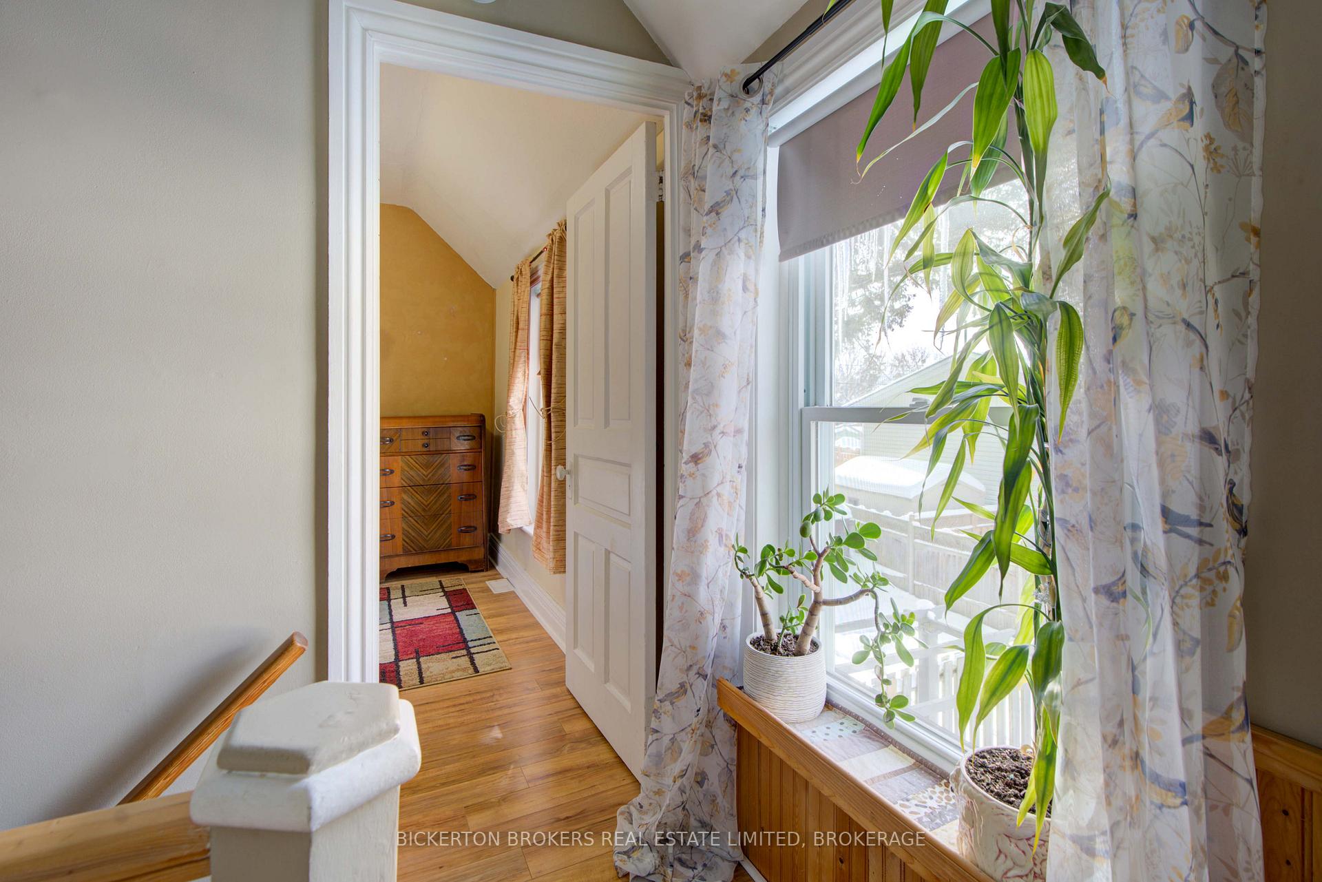 Photo 27 of 292 William Street N, Gananoque, Gananoque — HOMEH