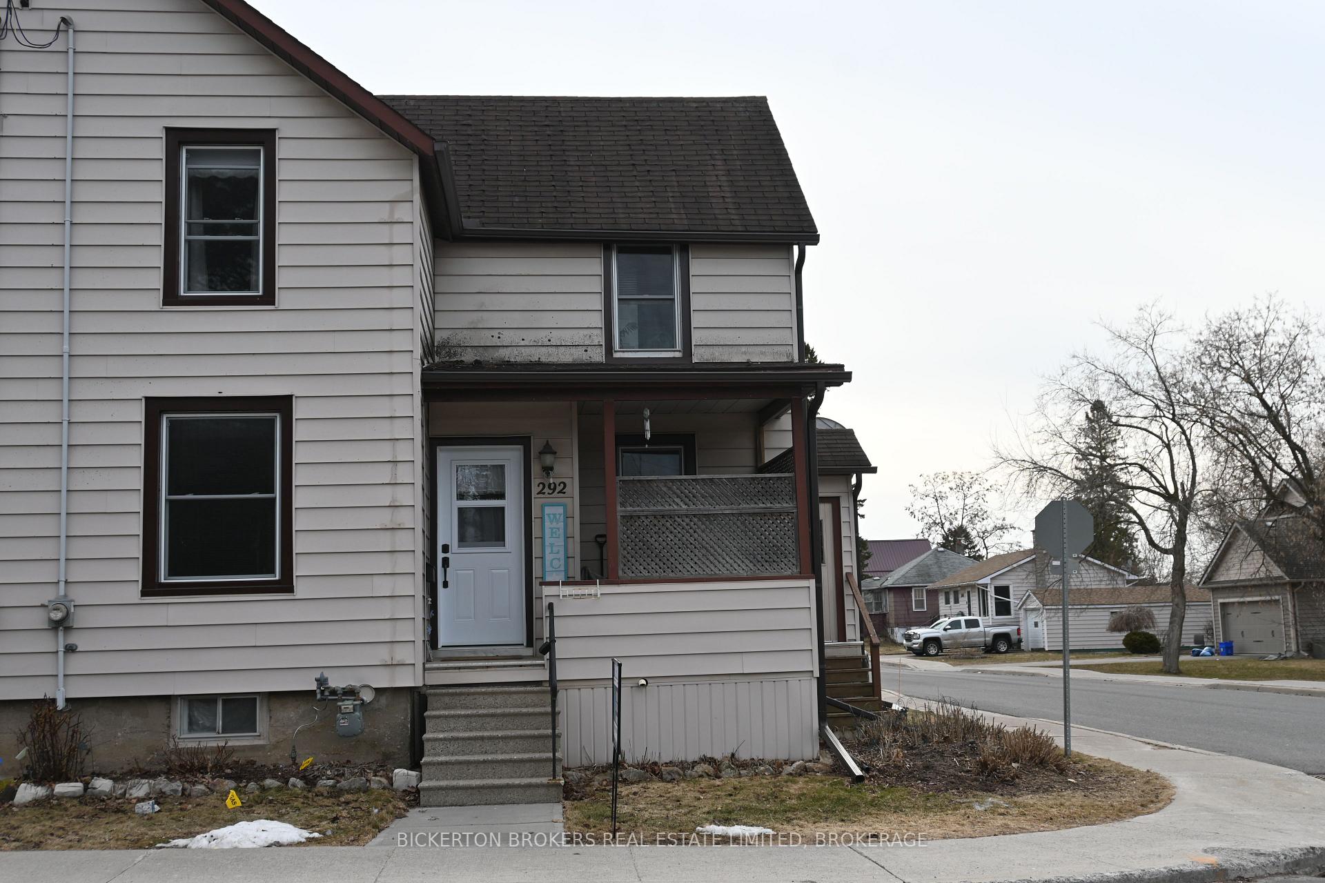 Photo 51 of 292 William Street N, Gananoque, Gananoque — HOMEH