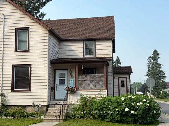Photo 4 of 292 William Street N, Gananoque, Gananoque — HOMEH