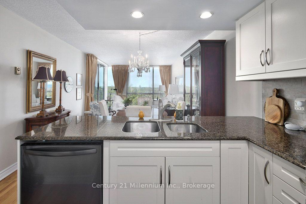Photo 14 of Unit 802, 24 Ramblings Way, Collingwood — HOMEH