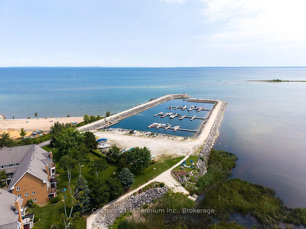 Photo 37 of Unit 802, 24 Ramblings Way, Collingwood — HOMEH