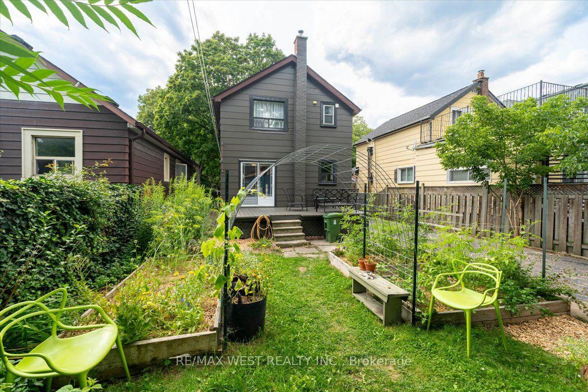 Photo 30 of 73 Seventeenth Street, Etobicoke, New Toronto — HOMEH