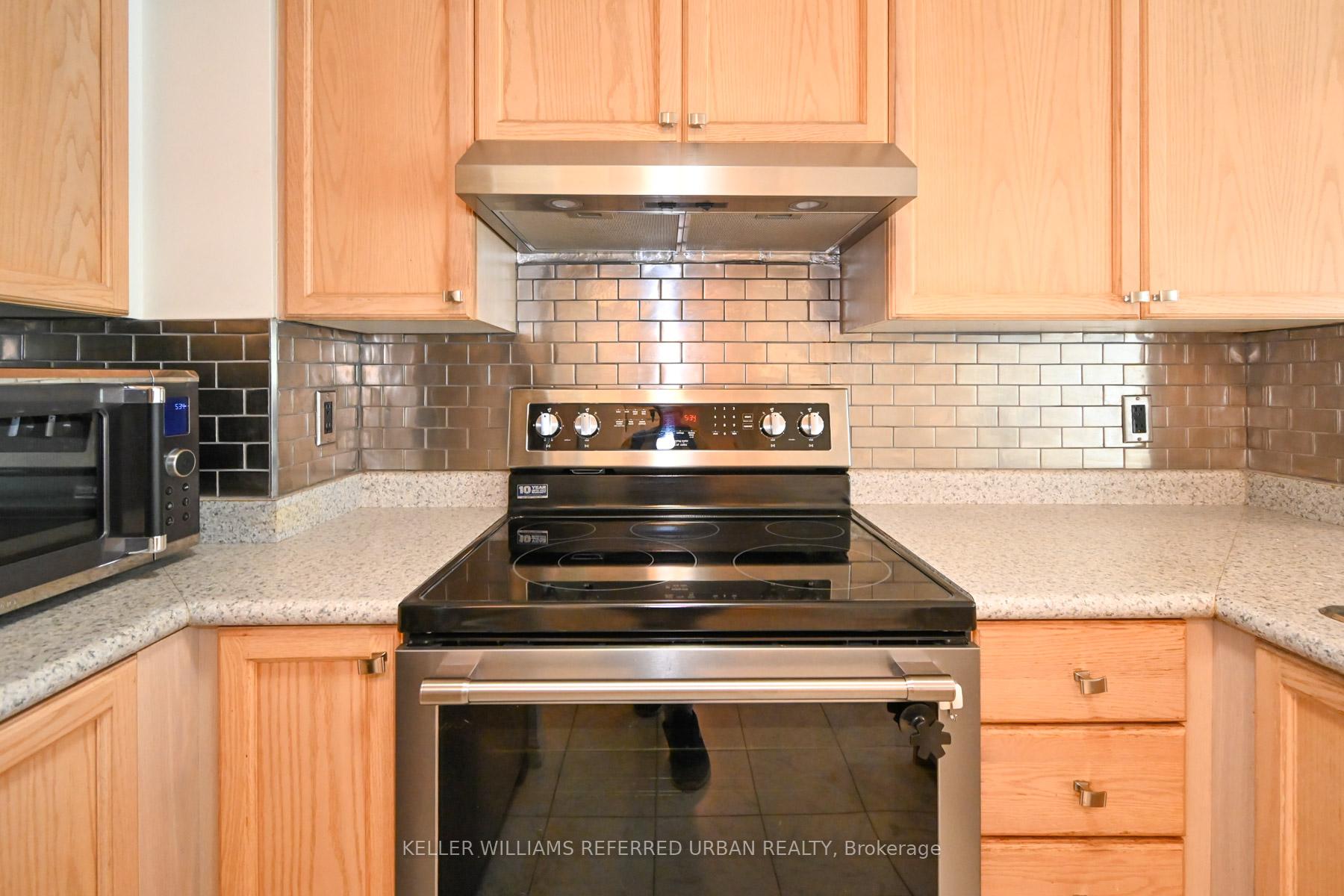 Photo 8 of Unit 202, 109 Front Street E, Toronto, Waterfront Communities — HOMEH