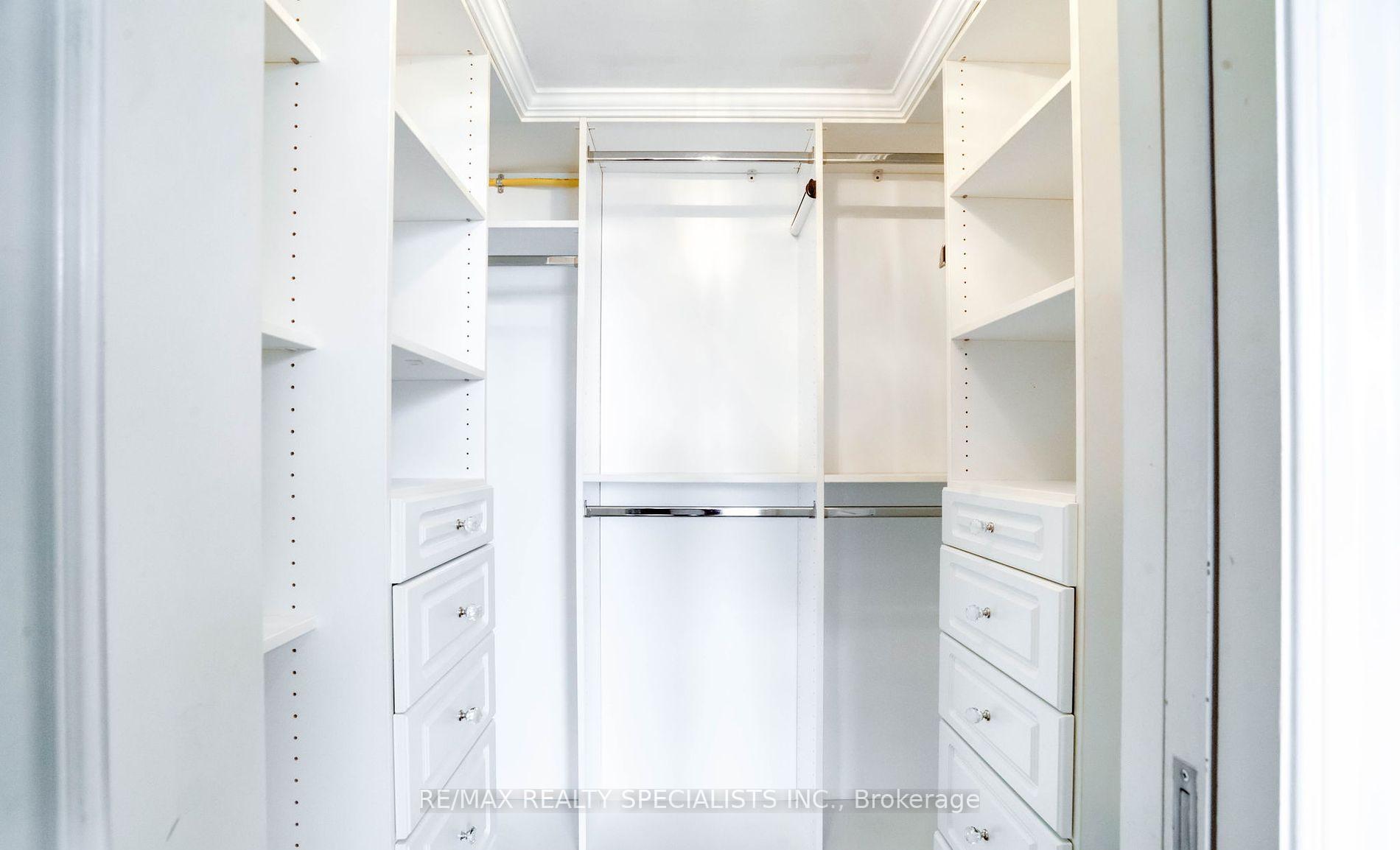 Photo 23 of Unit TH5, 100 Arbors Lane, Vaughan, West Woodbridge — HOMEH