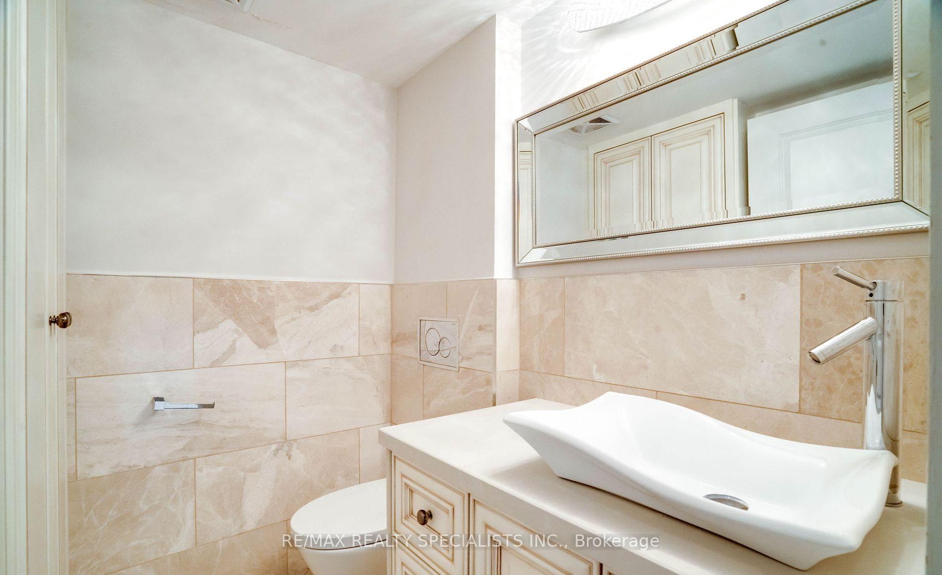 Photo 32 of Unit TH5, 100 Arbors Lane, Vaughan, West Woodbridge — HOMEH