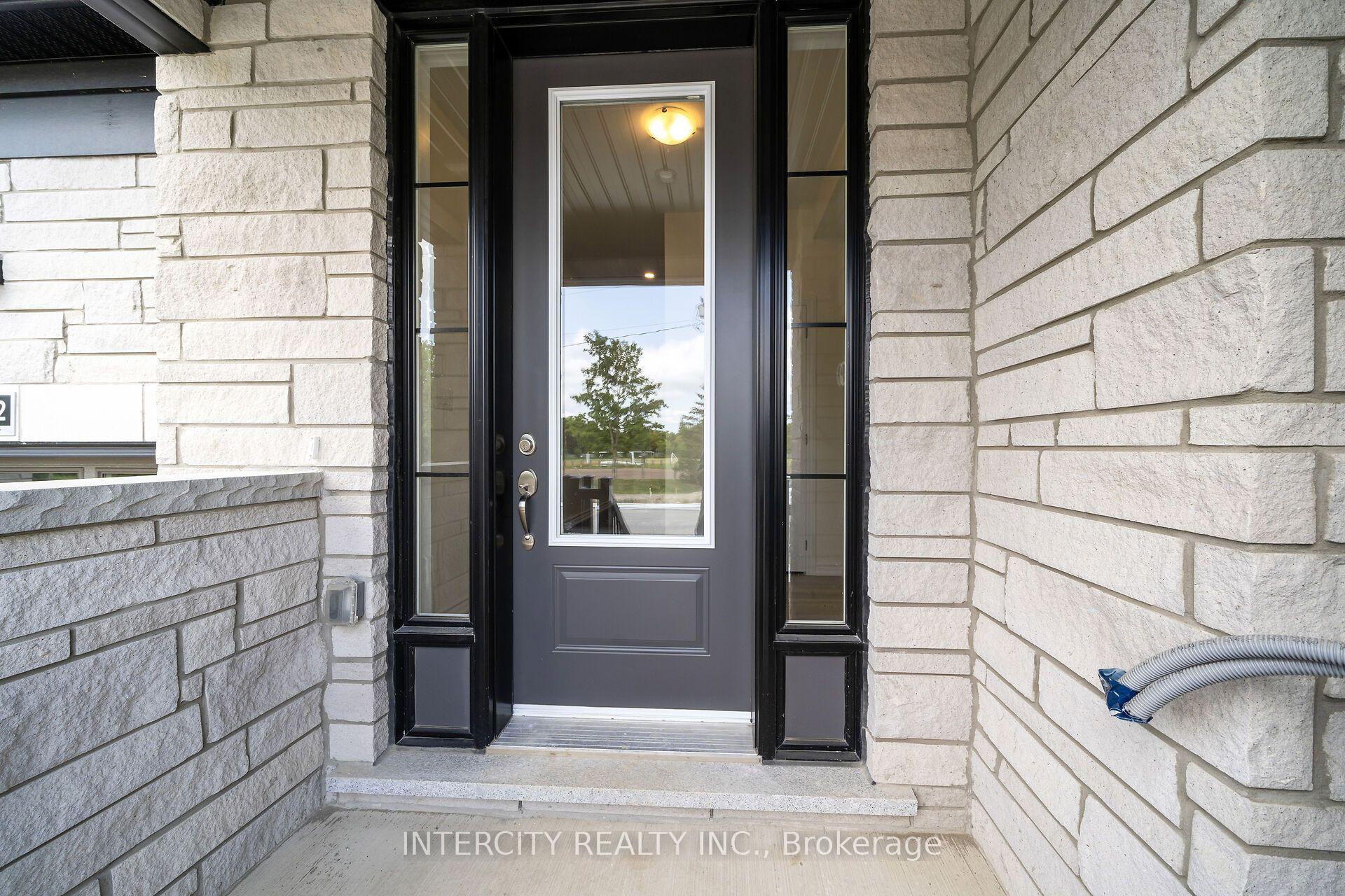 Photo 3 of 612 Glasgow Road, Caledon, Bolton West — HOMEH