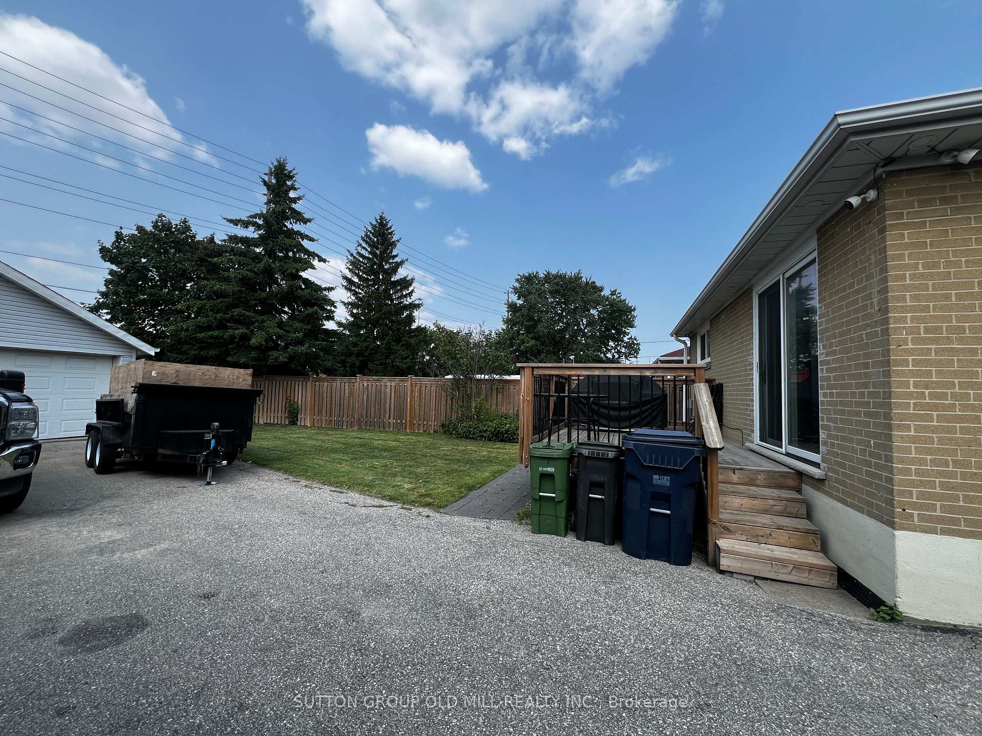 Photo 3 of Unit Basement, 126 Rangoon Road, Etobicoke, Eringate-Centennial-West Deane — HOMEH