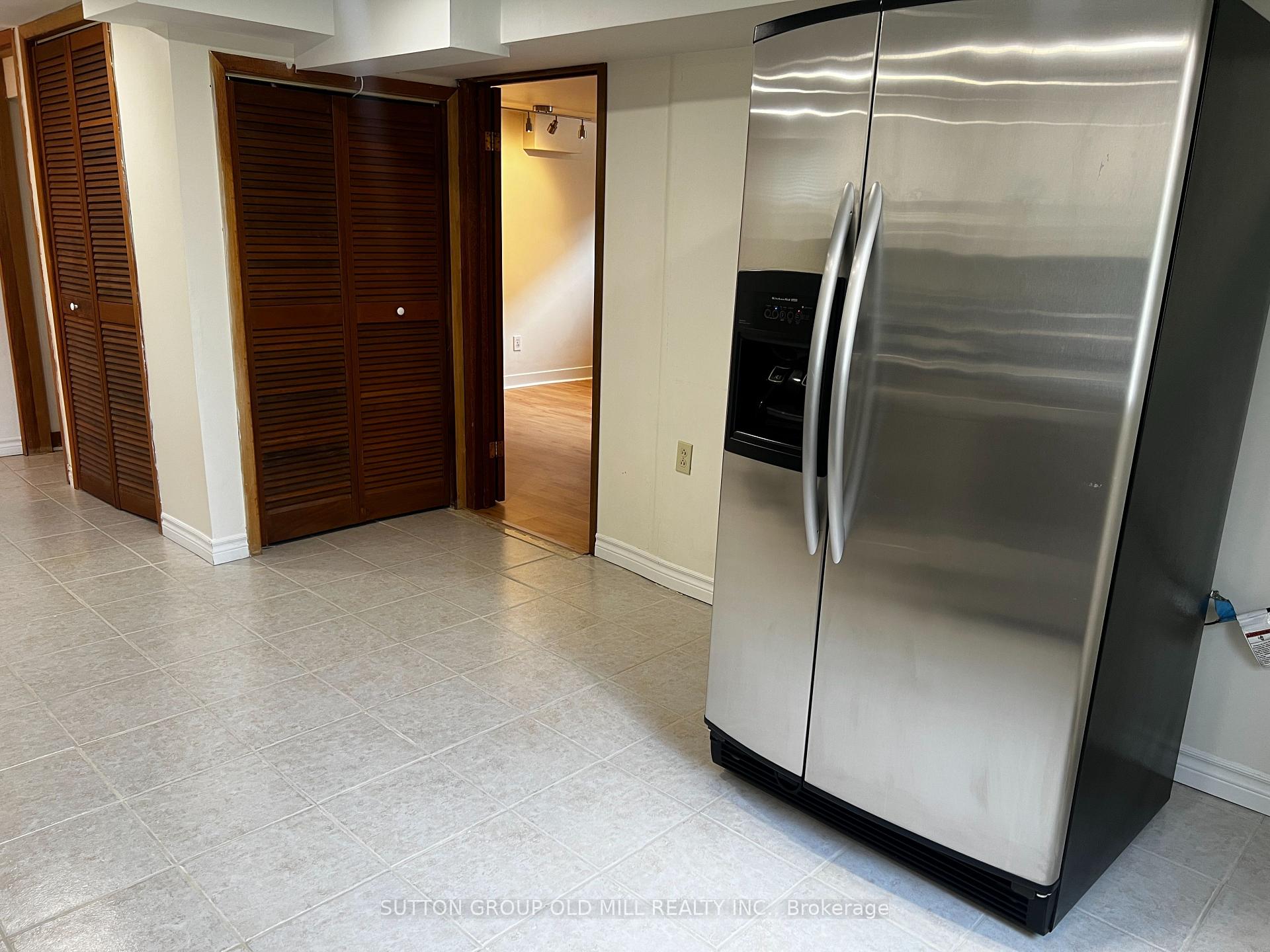 Photo 11 of Unit Basement, 126 Rangoon Road, Etobicoke, Eringate-Centennial-West Deane — HOMEH