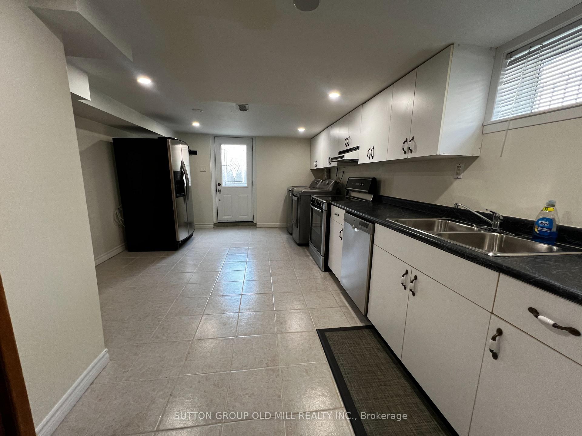 Photo 18 of Unit Basement, 126 Rangoon Road, Etobicoke, Eringate-Centennial-West Deane — HOMEH