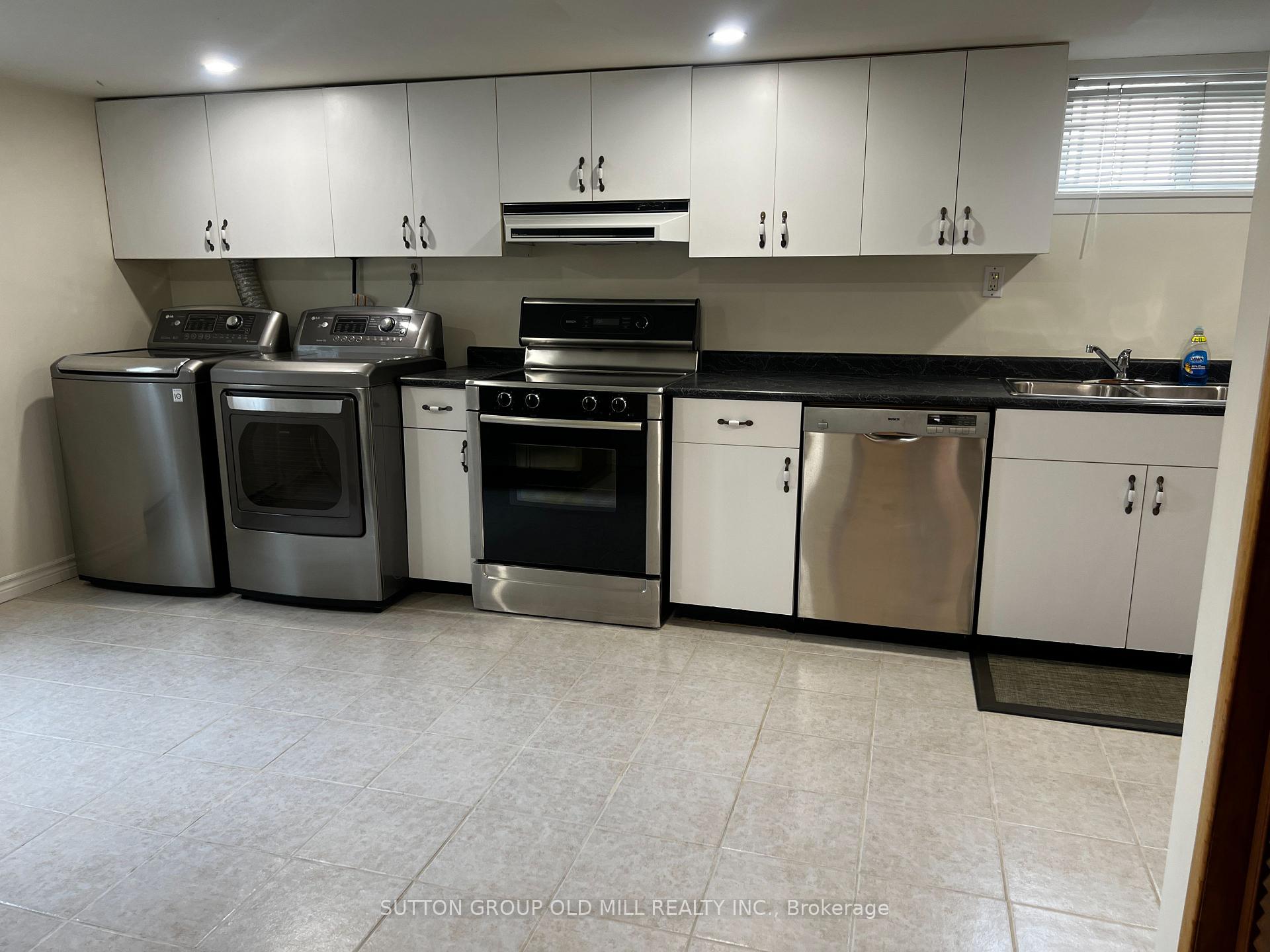 Photo 19 of Unit Basement, 126 Rangoon Road, Etobicoke, Eringate-Centennial-West Deane — HOMEH