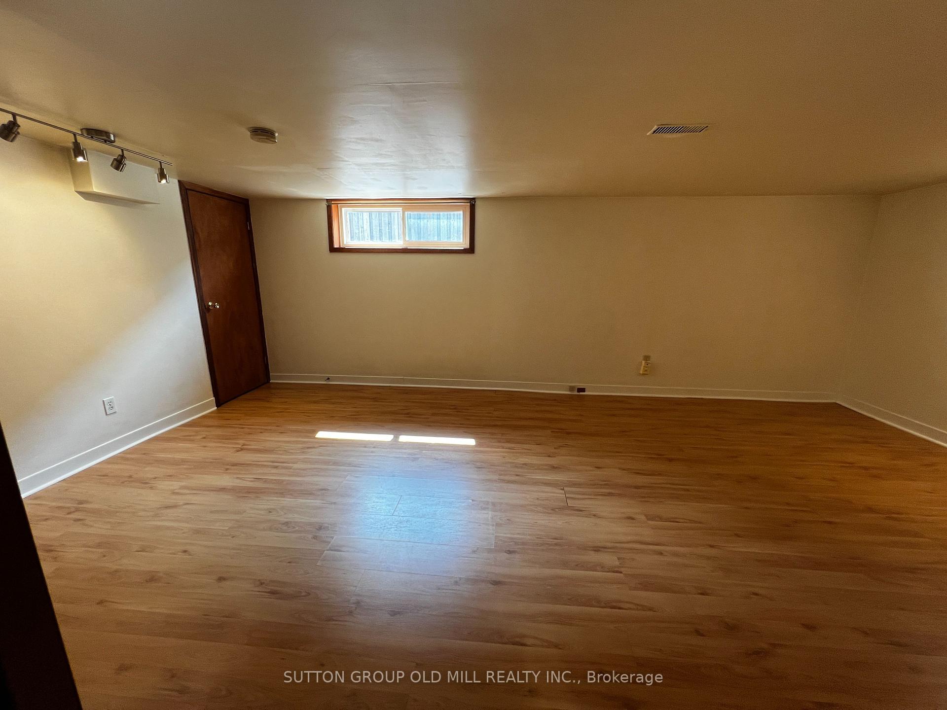 Photo 21 of Unit Basement, 126 Rangoon Road, Etobicoke, Eringate-Centennial-West Deane — HOMEH