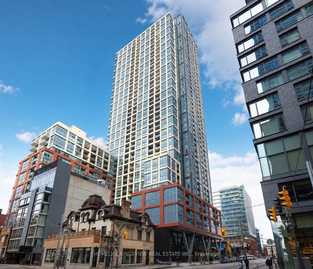 Front of Unit 4706, 108 Peter Street