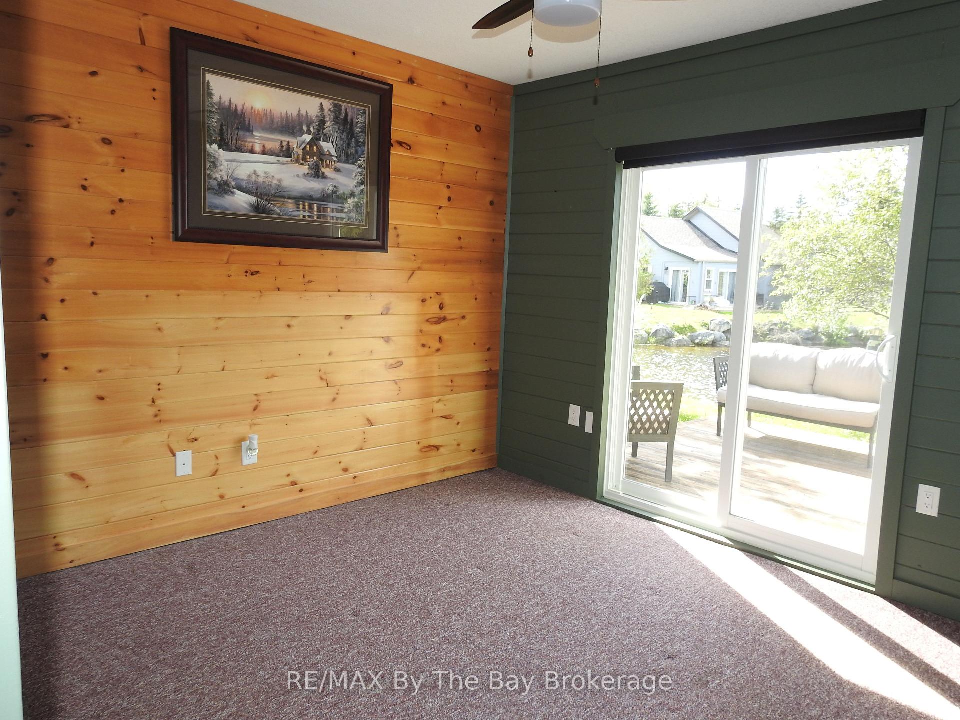 Photo 17 of 11 Cabin Crescent, Wasaga Beach — HOMEH