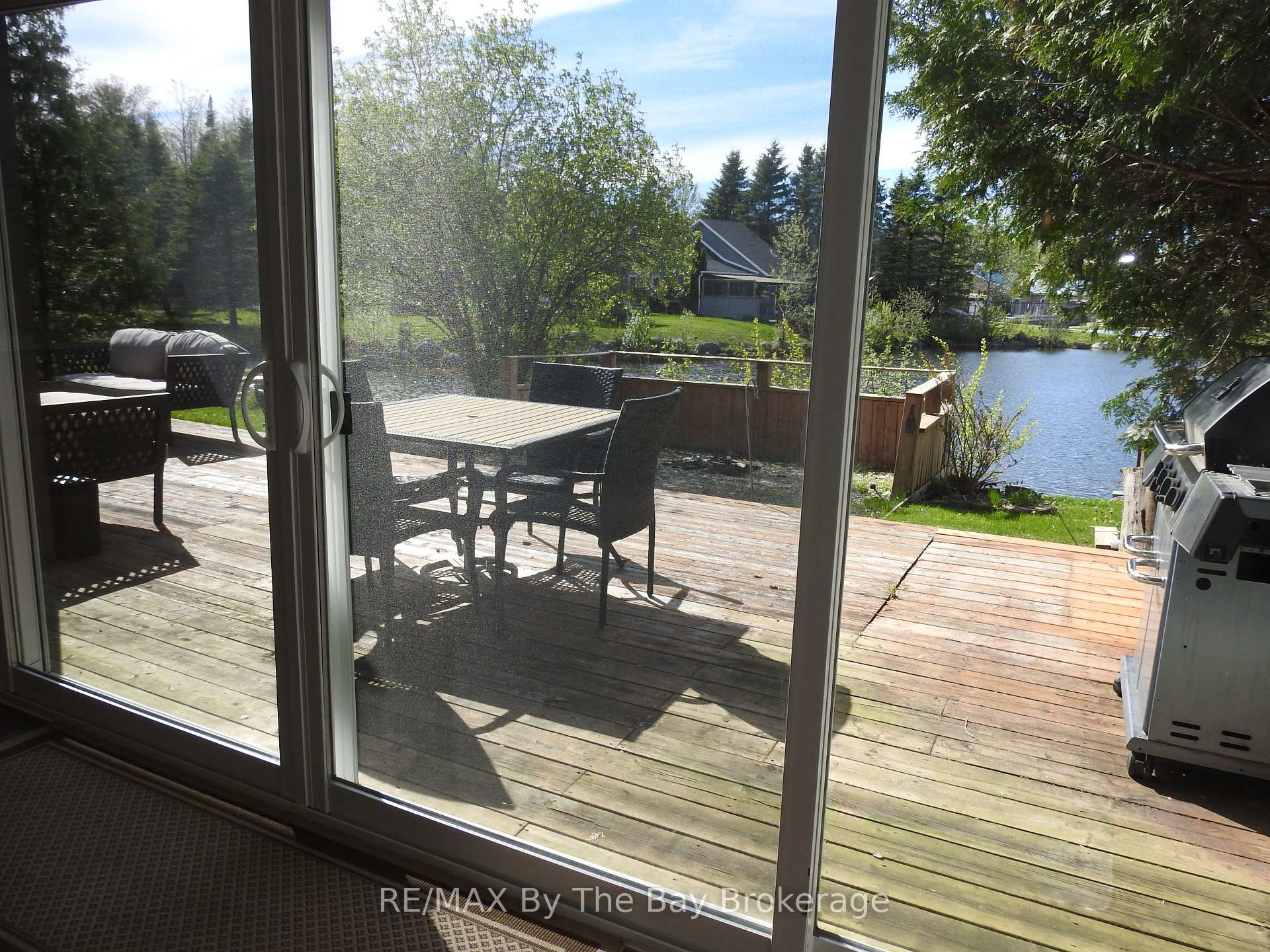 Photo 25 of 11 Cabin Crescent, Wasaga Beach — HOMEH
