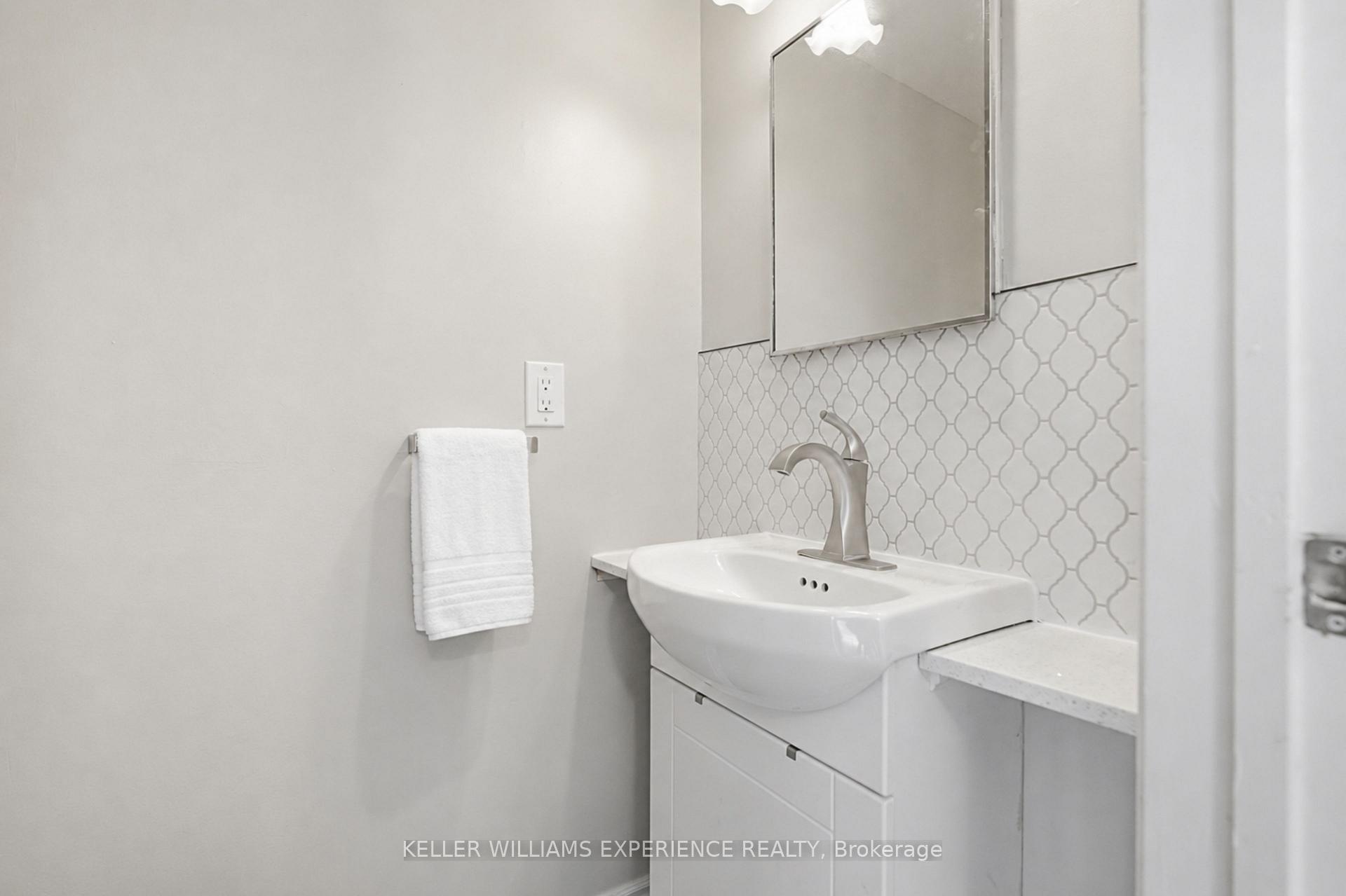 Photo 10 of Unit 8, 246 Tupper Boulevard, New Tecumseth, Alliston — HOMEH