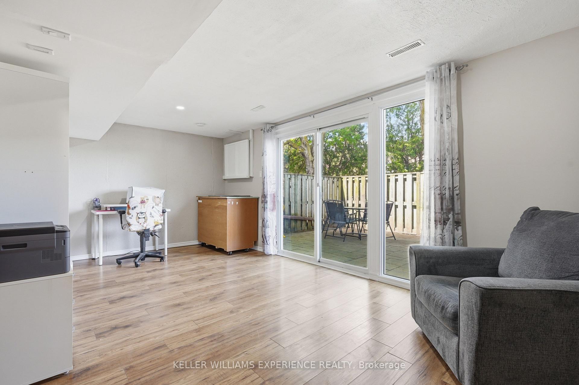 Photo 27 of Unit 8, 246 Tupper Boulevard, New Tecumseth, Alliston — HOMEH