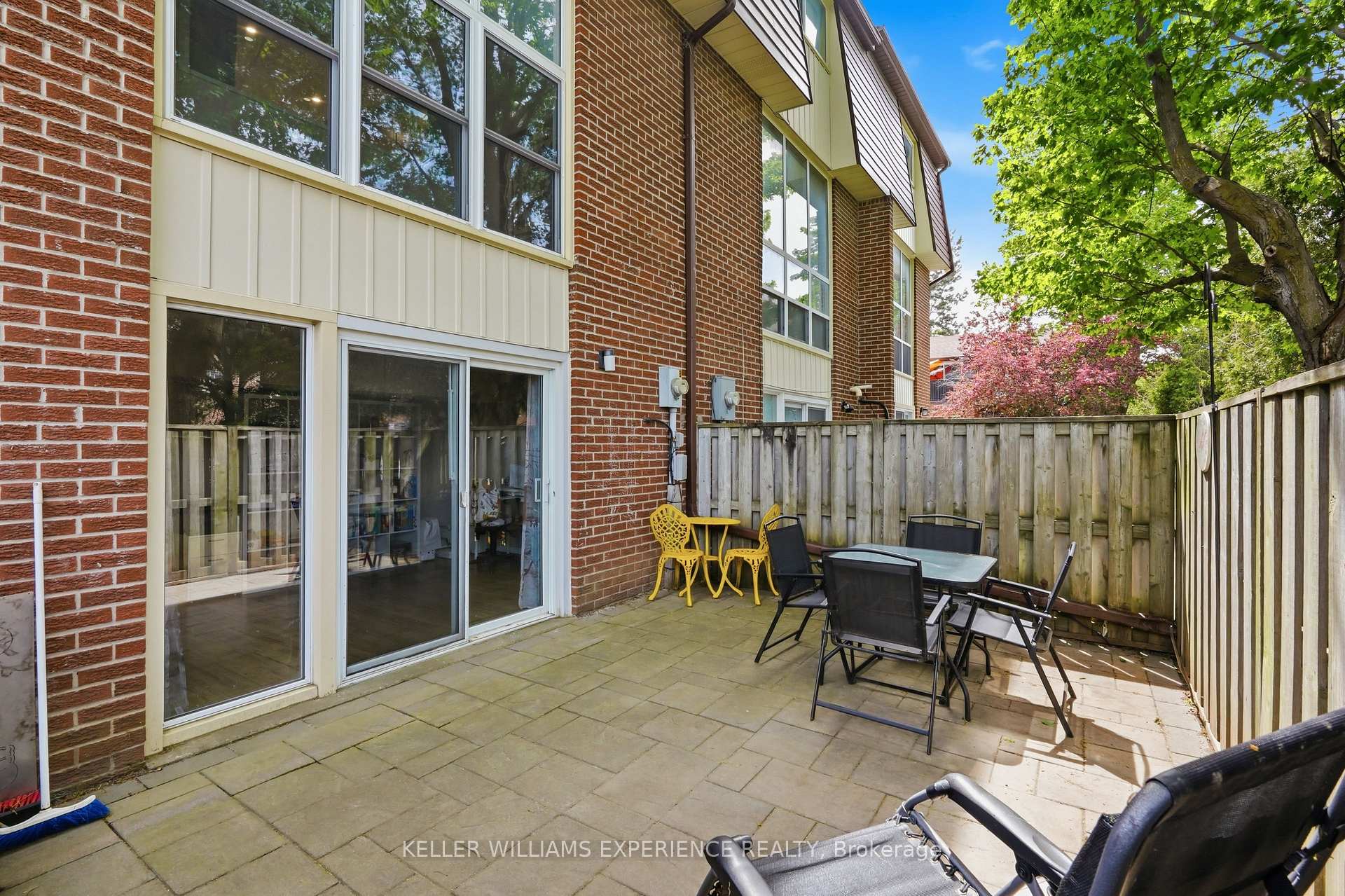 Photo 28 of Unit 8, 246 Tupper Boulevard, New Tecumseth, Alliston — HOMEH