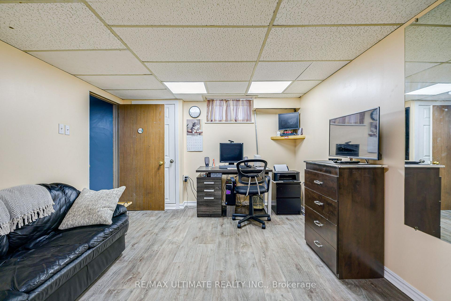 Photo 20 of 632 Trethewey Drive, North York, Brookhaven-Amesbury — HOMEH