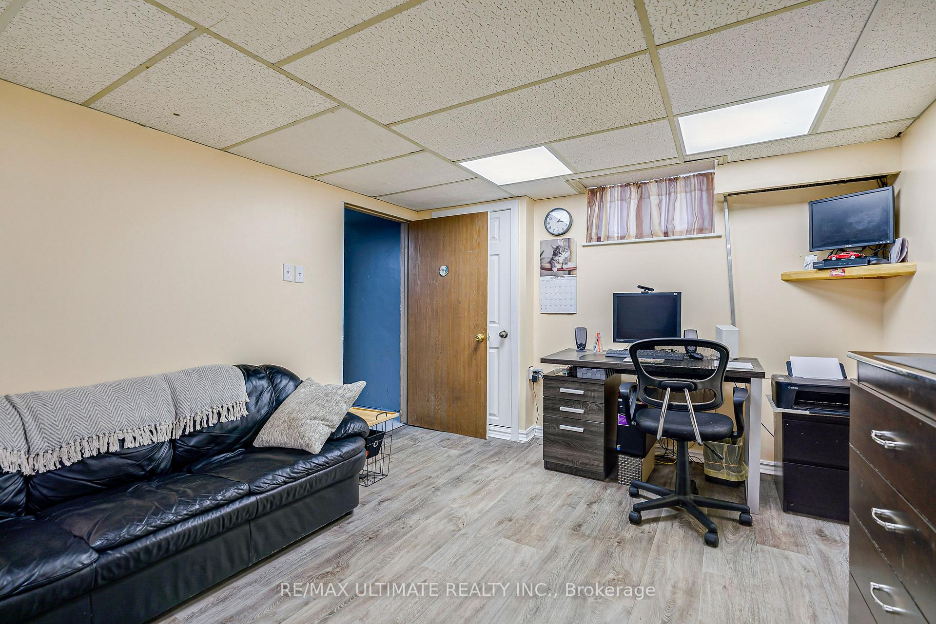 Photo 21 of 632 Trethewey Drive, North York, Brookhaven-Amesbury — HOMEH